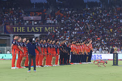 "Let's go" - Former UK Prime Minister cheers for RCB at Narendra Modi Stadium in IPL 2025 final vs PBKS [Picture]