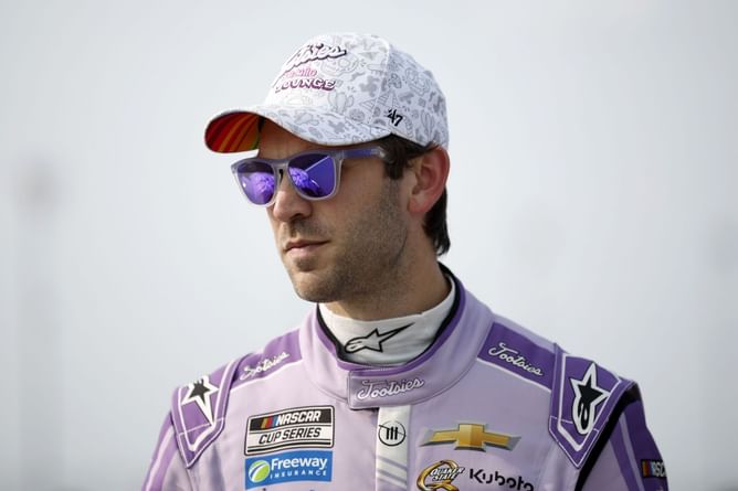 NASCAR expert makes a bold statement on Daniel Suarez’s future after Shane van Gisbergen’s Mexico victory