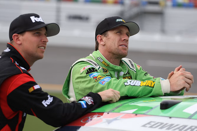 "He maybe misses not keep going": Denny Hamlin speculates on Carl Edwards' NASCAR retirement regrets