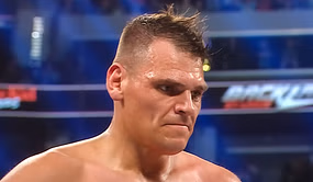 3 Signs Gunther will lose his WWE World Heavyweight Championship to 6ft 4in star