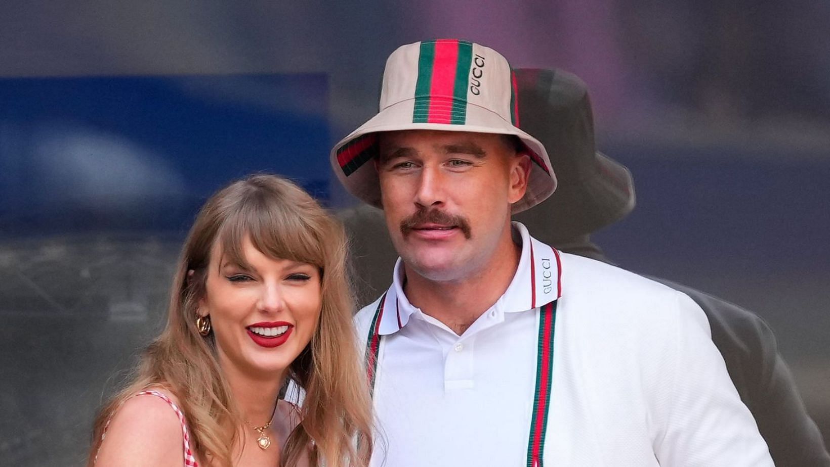 Taylor Swift's bodyguard steps back to let Travis Kelce be a gentleman during Italian date in NYC [WATCH]