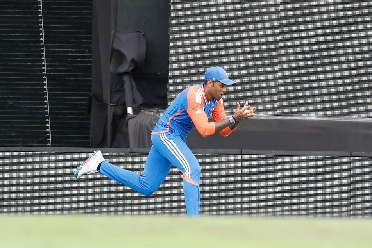 Suryakumar Yadav took a sensational catch to dismiss David Miller in the 2024 T20 World Cup final. [P/C: BCCI]
