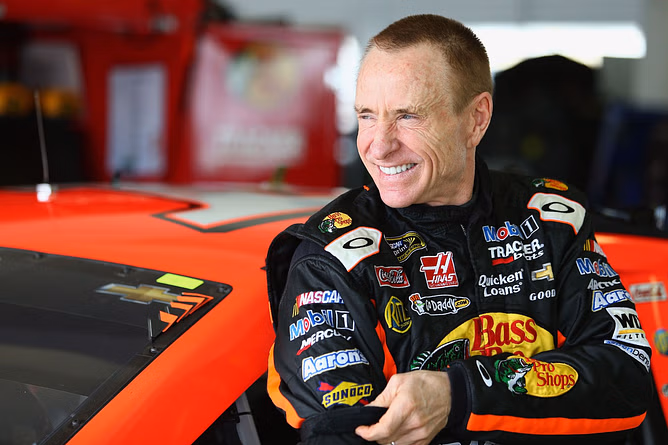 “So true”: Mark Martin backs NASCAR fan’s take on Bill France Jr.’s leadership