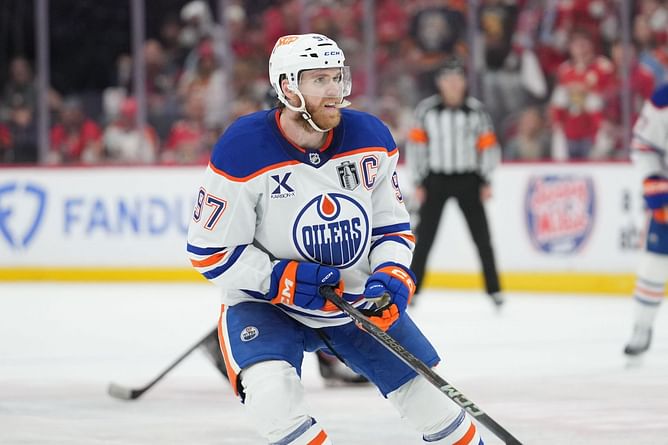 Mark Messier tells Oilers fans not to fret despite Connor McDavid's goal drought in Stanley Cup Final