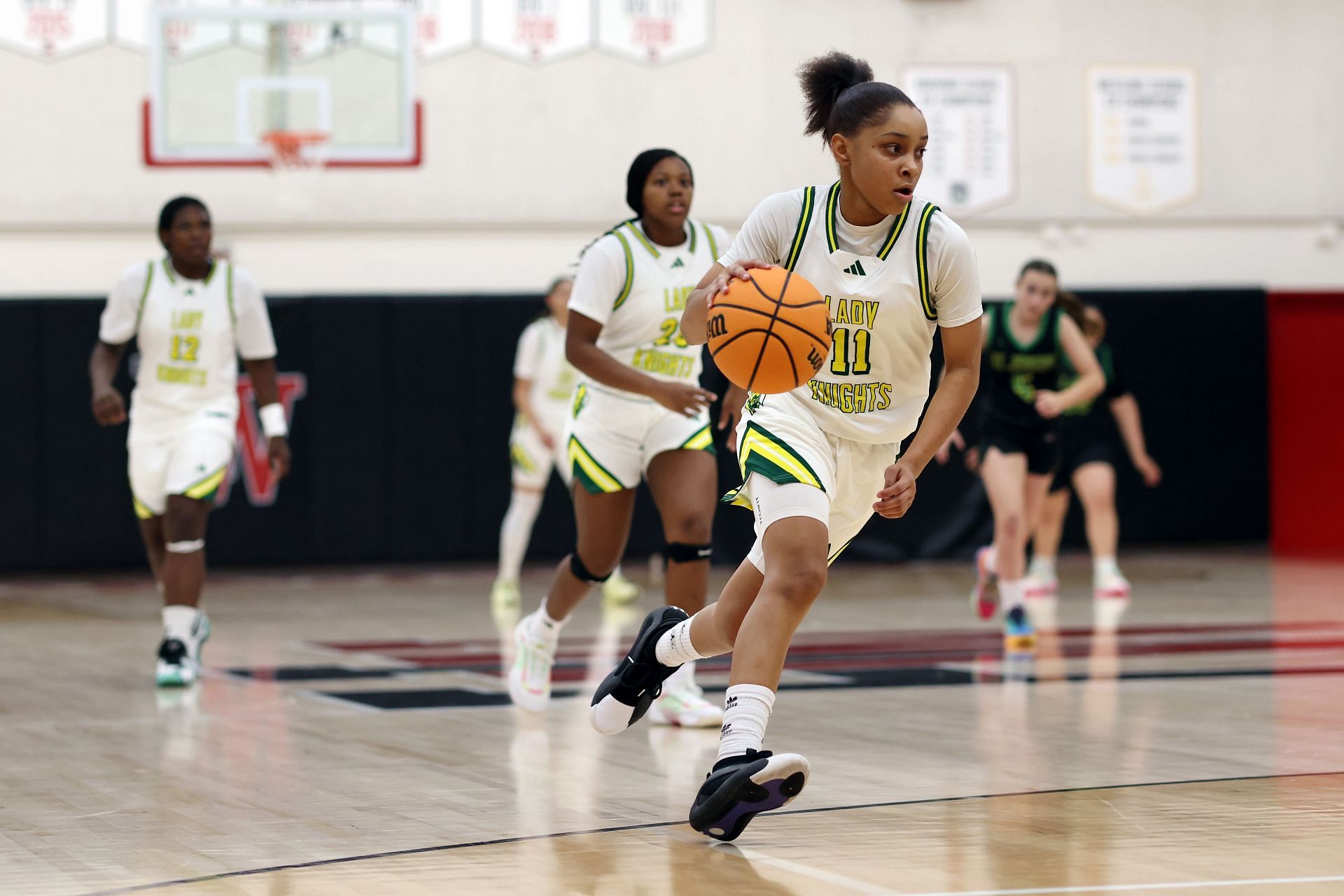 Harvard-Westlake Invitational: Ontario Christian v St. Joseph