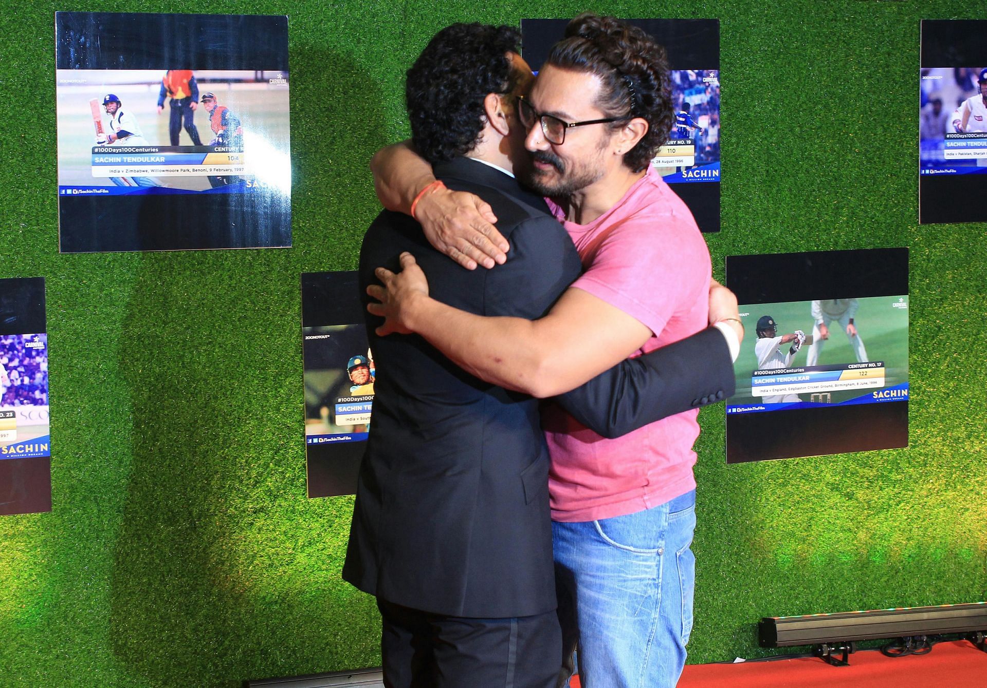 Indian Cricket Team Attends Screening Of Movie Sachin: A Billion Dreams - Source: Getty