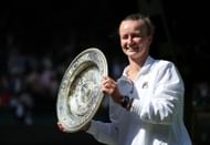 Barbora Krejcikova pictured with Wimbledon 2024 trophy | Image Source: Getty