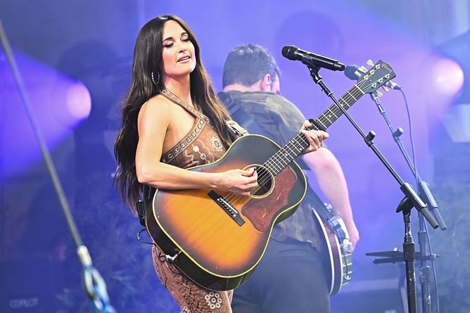 Why did Kacey Musgraves postpone her Nashville show? Country star informs fans about her recent injury
