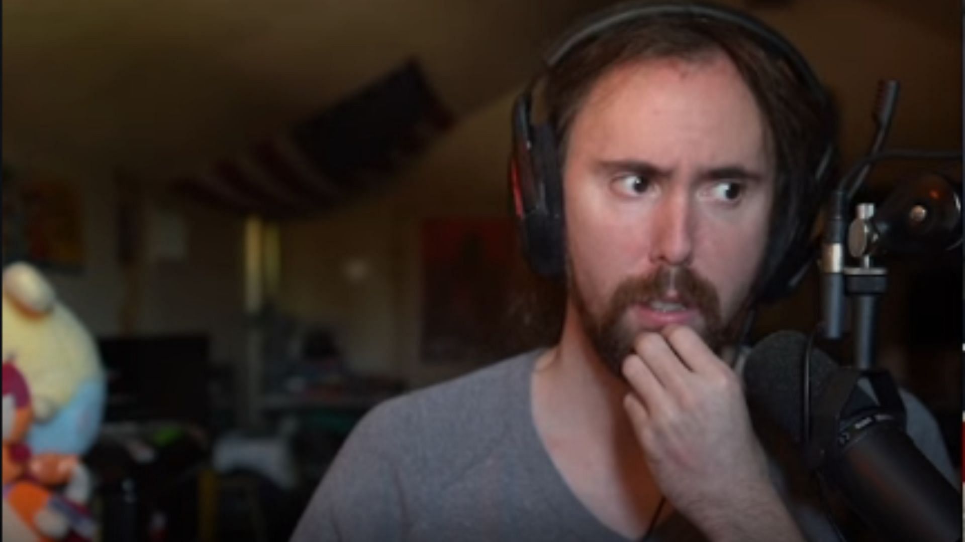 Asmongold has stated that he would have joined the National Guard in arresting indviduals on the highway during the LA protests (Image via Asmongold TV/YouTube)