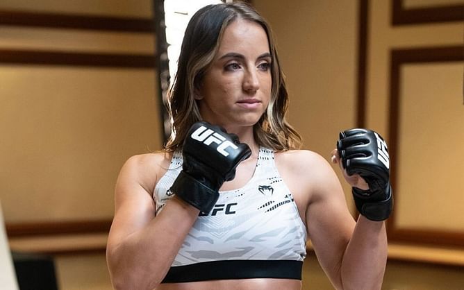 Maycee Barber's coach insists 'The Future' didn't withdraw from Erin Blanchfield fight, claims she "begged" to avoid medical intervention