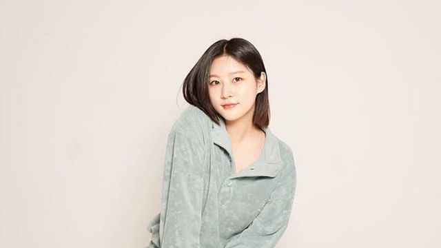 Late Kim Sae-ron reported to have Incurred Financial Losses Exceeding 250M Won Following Father