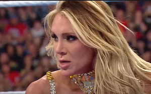 [WATCH] Charlotte Flair trains with WWE star who has been injured for 367 days