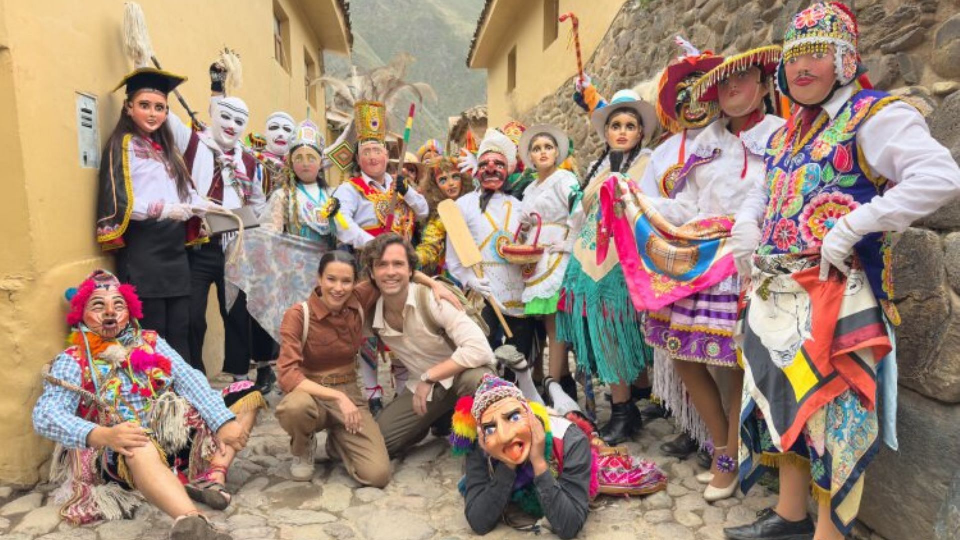 A still from A Machu Picchu Proposal (Image via Hallmark) 