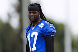"It's a glaring difference": Davante Adams takes shots at Jets and Raiders after first reps at Rams minicamp