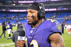 Chad Ochocinco drops 5-word message for ex-teammate, drawing comparison to Derrick Henry