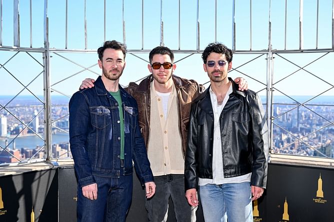 How many concerts did Jonas Brothers cancel? Trio issues an apology and offers refund