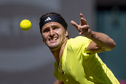 "How pathetic this is" - Pam Shriver makes frustrations clear with poor camera angle for Alexander Zverev's Halle clash