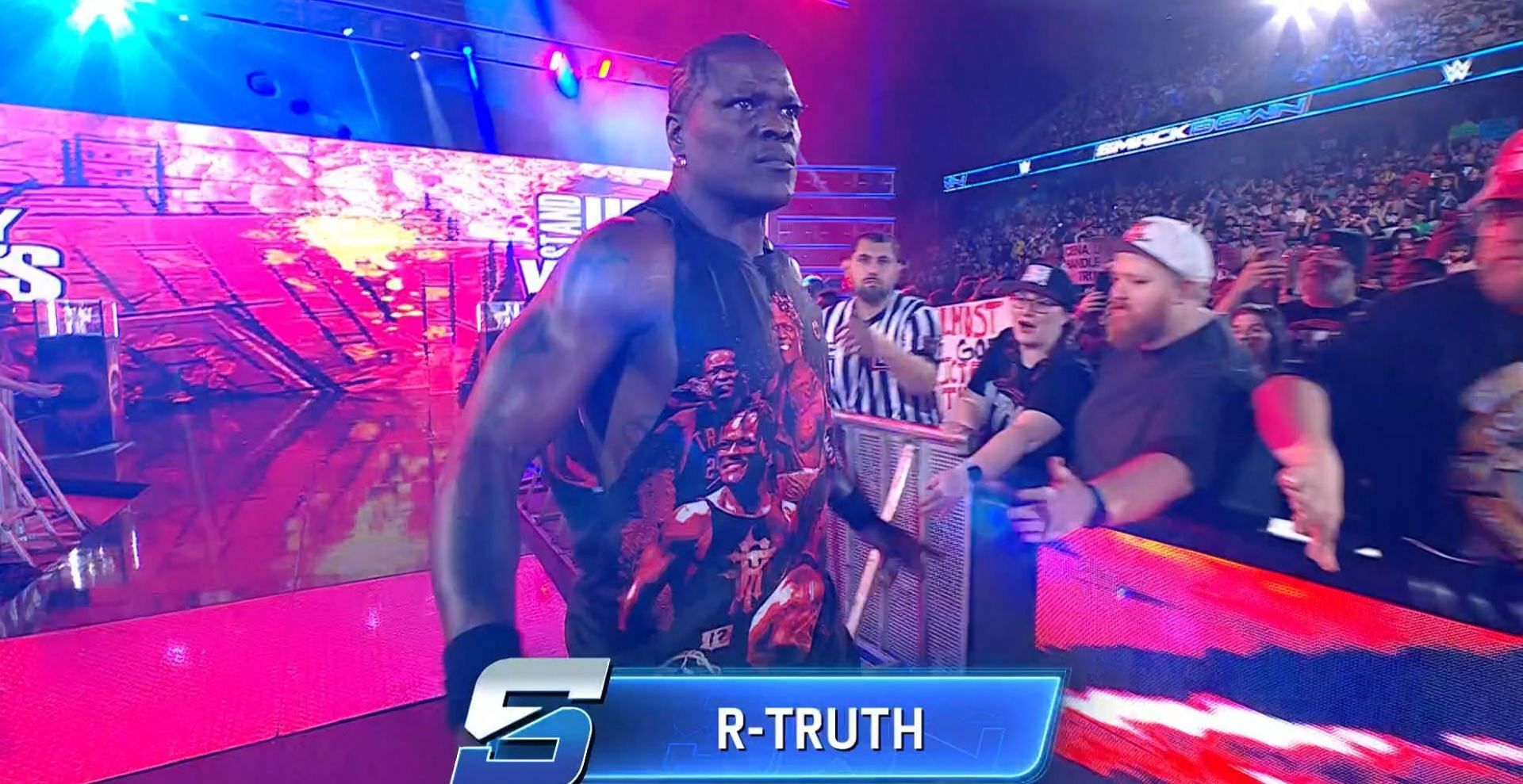 R Truth arrives for his match against John Cena on SmackDown. [Photo credit: WWE.com]