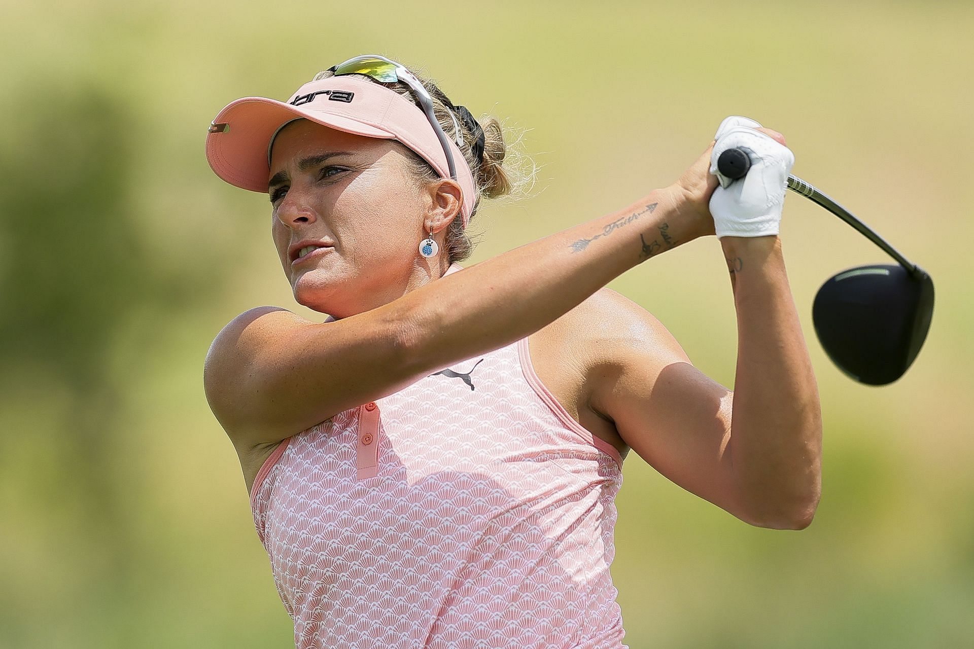 Lexi Thompson & other LPGA Tour pros get nominated for an award that recognizes the gold standard in professional sports