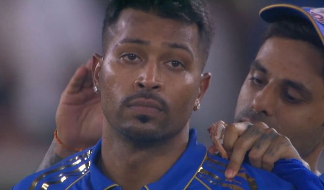 Hardik Pandya gets heartbroken and teary-eyed after MI's dismal loss vs PBKS in IPL 2025 Qualifier 2 [Watch]