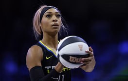 Is DiJonai Carrington playing tonight against Dream? Latest on Dallas Wings star's status (June 24)