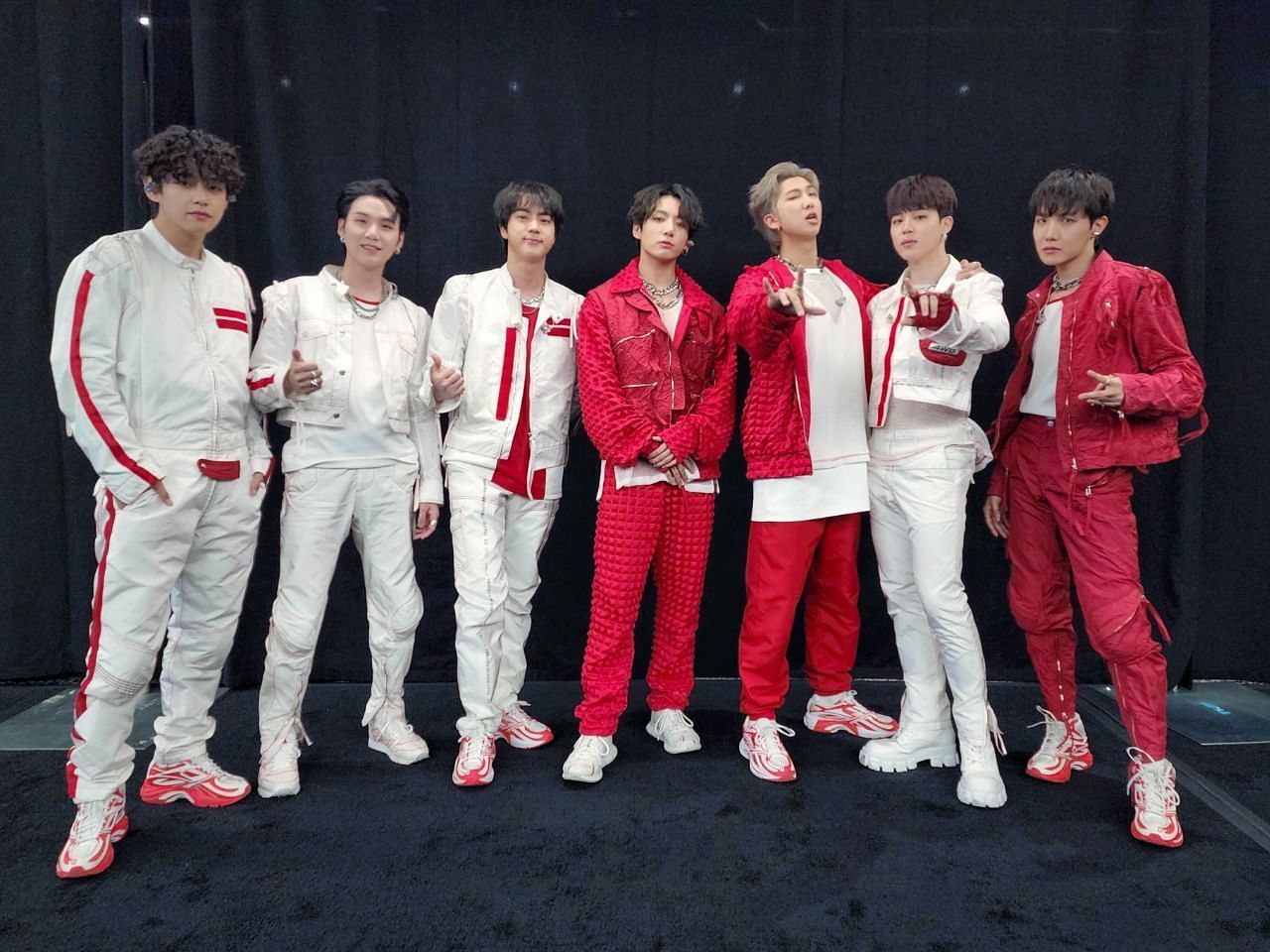 Fans swoon over BTS