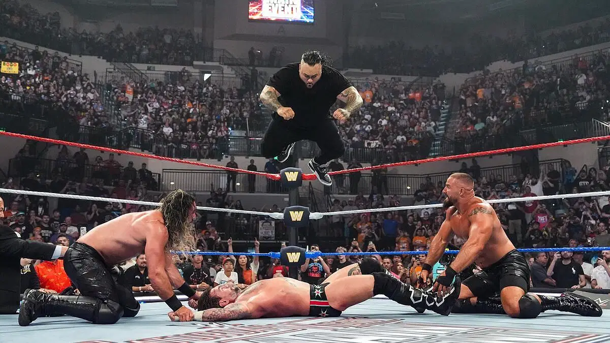Reed decimates CM Punk. [Image credits: wwe.com]
