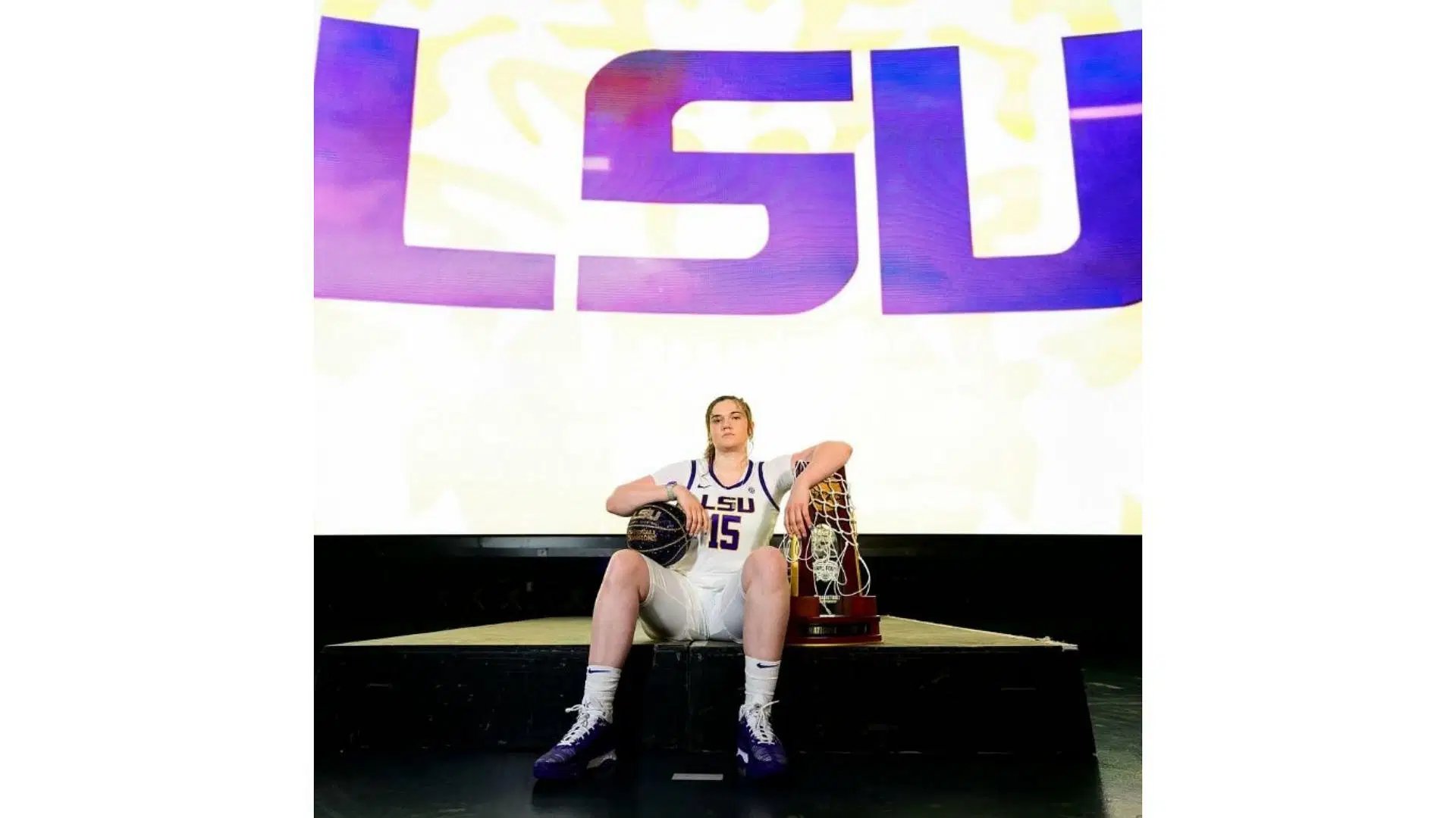 Meghan Yarnevich poses with LSU&#039;s NCAA championship trophy. Source: Instagram/@megyarne25