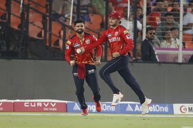 Priyansh Arya takes a fine running catch as Tilak Varma departs for 44 in PBKS vs MI IPL 2025 Qualifier 2