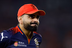 Virat Kohli joyfully hugs Ravi Shastri after RCB beat PBKS to win IPL 2025 title [Watch]
