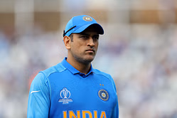 “The wallet will disappear” - Former India all-rounder’s hilarious response to MS Dhoni’s ICC Hall of Fame induction