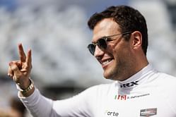 Devlin DeFrancesco makes IndyCar cameraman's day at Road America, a week after they collided on pit road