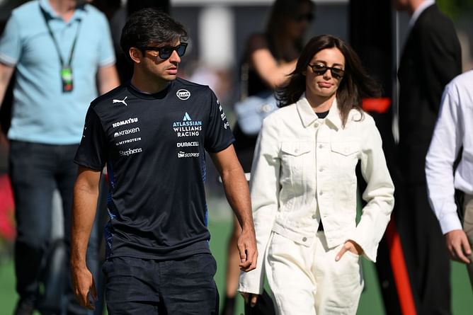 Carlos Sainz drops a 3-word reaction to girlfriend Rebecca Donaldson's latest post