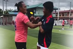 "That would be amazing" - Fans gets hyped watching legends Rodtang and Saenchai work their Muay Thai arsenal on the pitch