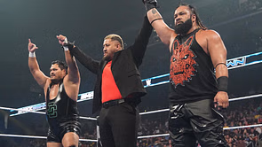 Bloodline member suffers first-ever loss on SmackDown; major split teased