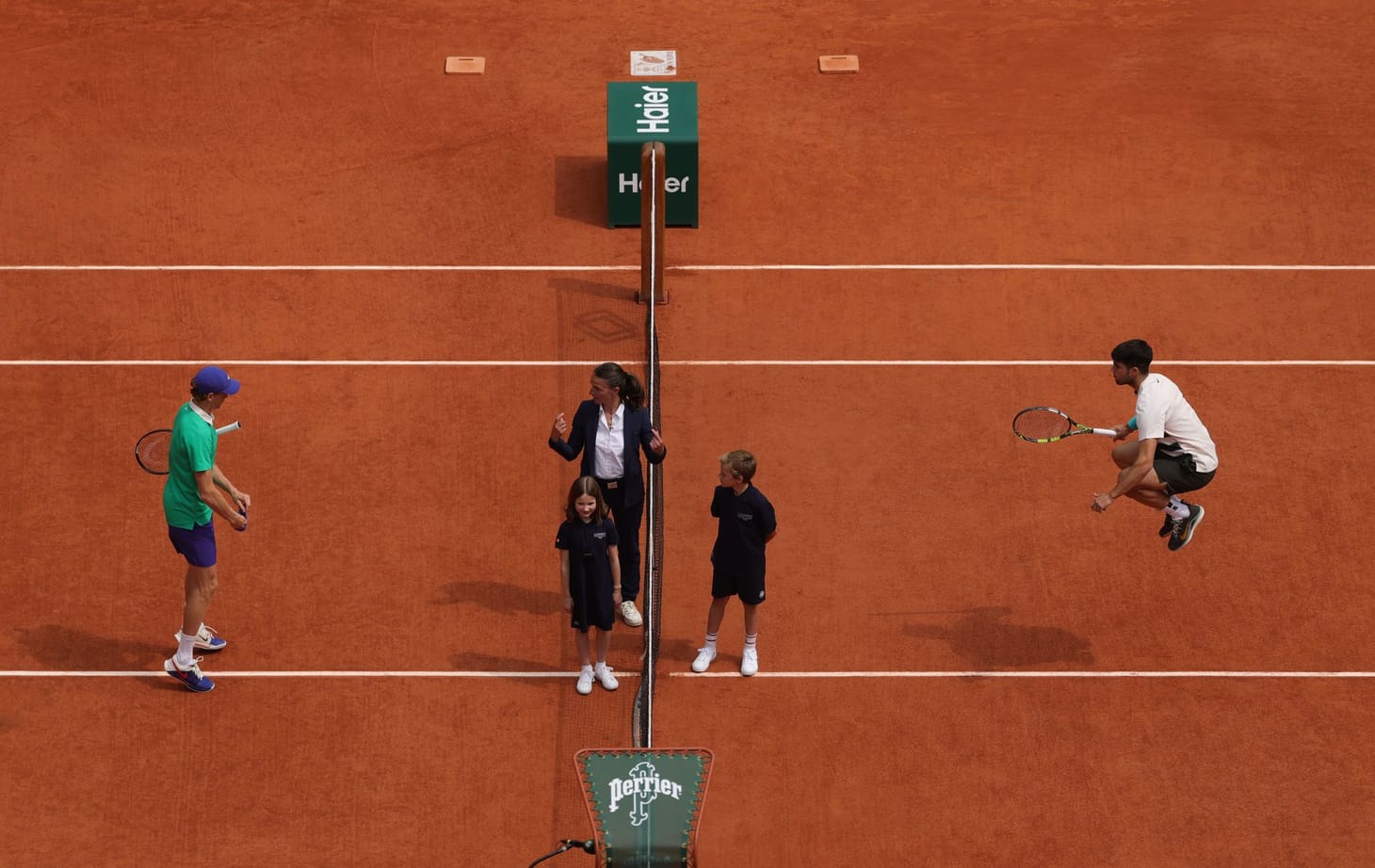 Carlos Alcaraz stuns Jannik Sinner in longest final in French Open ...