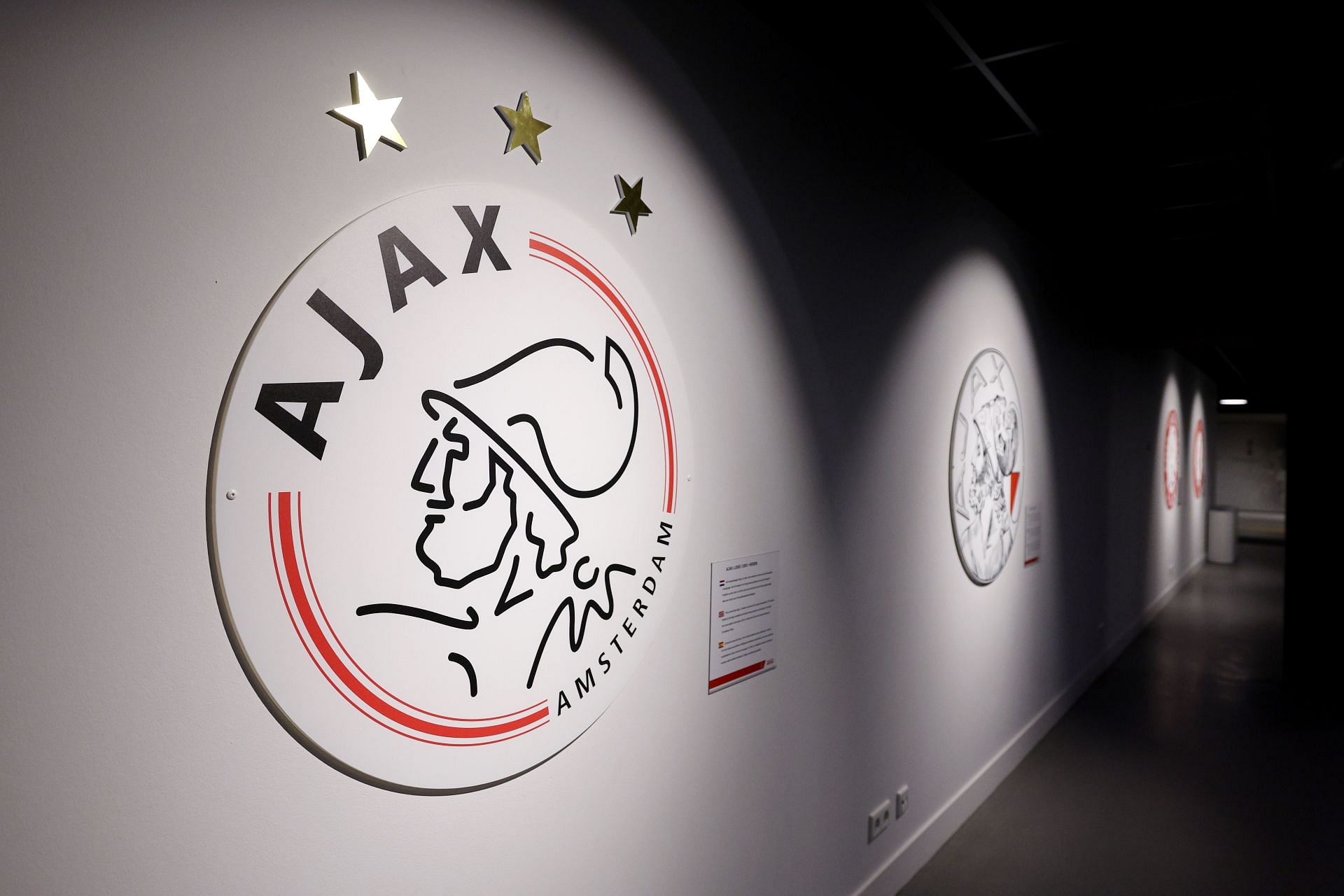 AFC Ajax v Paris Saint-Germain: Group C - UEFA Women