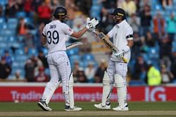 Where does England's Leeds win against India rank among highest successful chases in Test cricket?