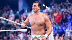 28-year-old star makes first WWE appearance as champion after dethroning Alberto Del Rio