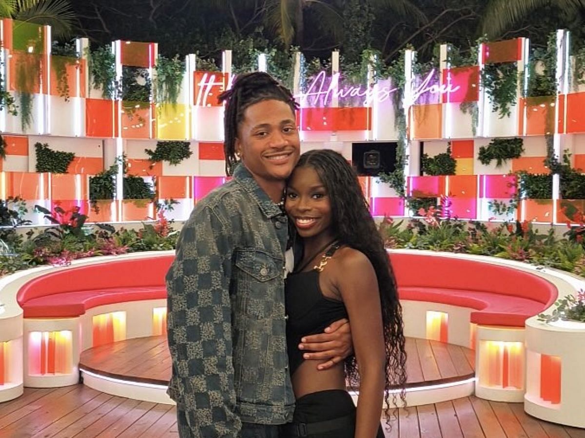 Taylor and Olandria from Love Island USA (Image via Instagram/@loveislandusa)