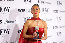 “She won? Over Megan?”- Netizens divided as Nicole Scherzinger wins the best actress in a leading role category at Tony Awards 2025