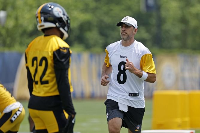 Ex-Jets QB warns Aaron Rodgers to match Steelers’ "blue collar" grit with production or face culture backlash