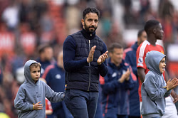 Manchester United offer player to Turkish side despite player's unwillingness to move to Super Lig: Reports