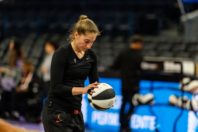 Kate Martin Stats Tonight: Caitlin Clark's ex-teammate improves to 3-0 against Fever star (June 19) | 2025 WNBA Season