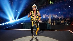 Logan Paul publicly called out for making false WWE claim; shares hilarous response
