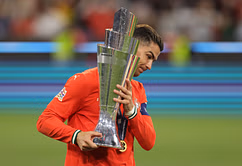 "They gave him a lot of s**t" - Cristiano Ronaldo heaps praise on key Portugal man after UEFA Nations League win over Spain