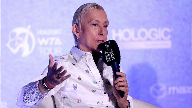 Martina Navratilova slams inclusion of five transgender players in women's Pro Disc Golf Championships