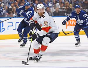 NHL insider claims Maple Leafs or any Canadian franchise were "never a team" UFA Sam Bennett would choose