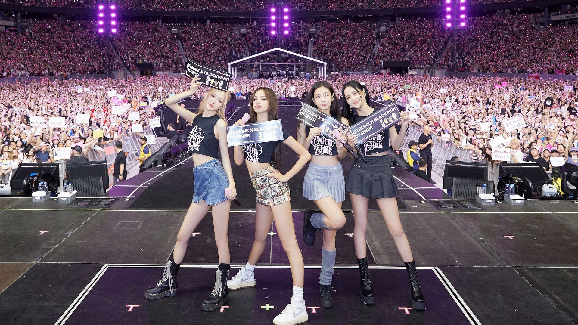 BLACKPINK (Image via X/@BLACKPINK)