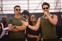“Bohot jaan hai” - Tiger Shroff plays cricket with Akshay Kumar amid shoot [Watch]